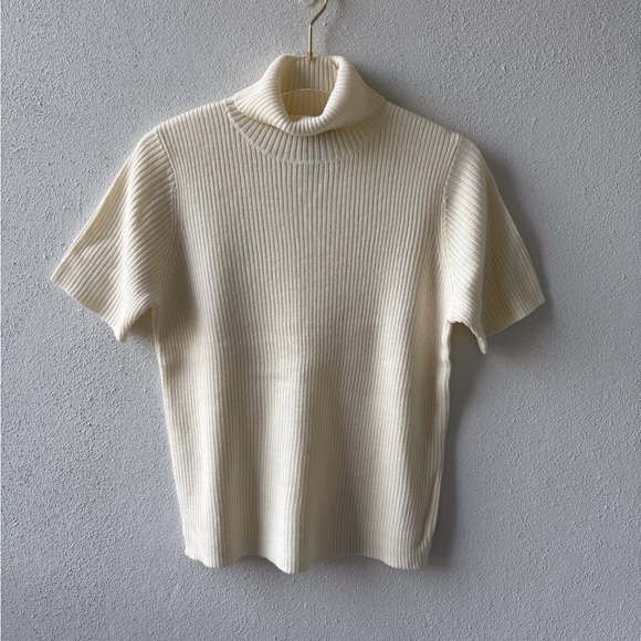 Dialogue Cream Short Sleeve Turtleneck Sweater Size M Classic Wool Blend - Picture 1 of 9